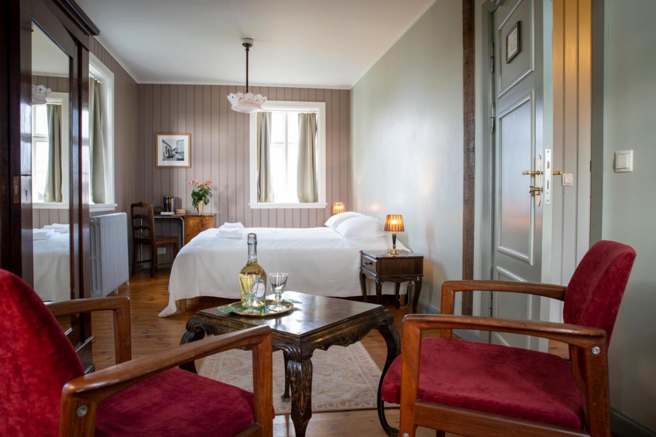 Hotel Flatey Flatey  Buitenkant foto